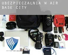 Ubezpieczalnia w  Air Base City